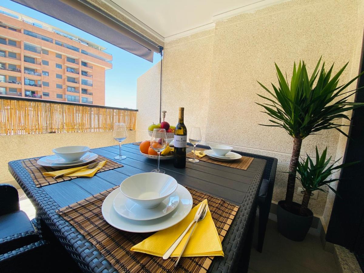 M & B Beach Apartment Валенсія Екстер'єр фото