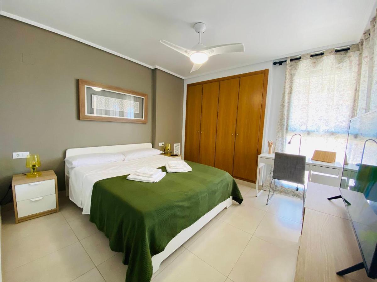 M & B Beach Apartment Валенсія Екстер'єр фото